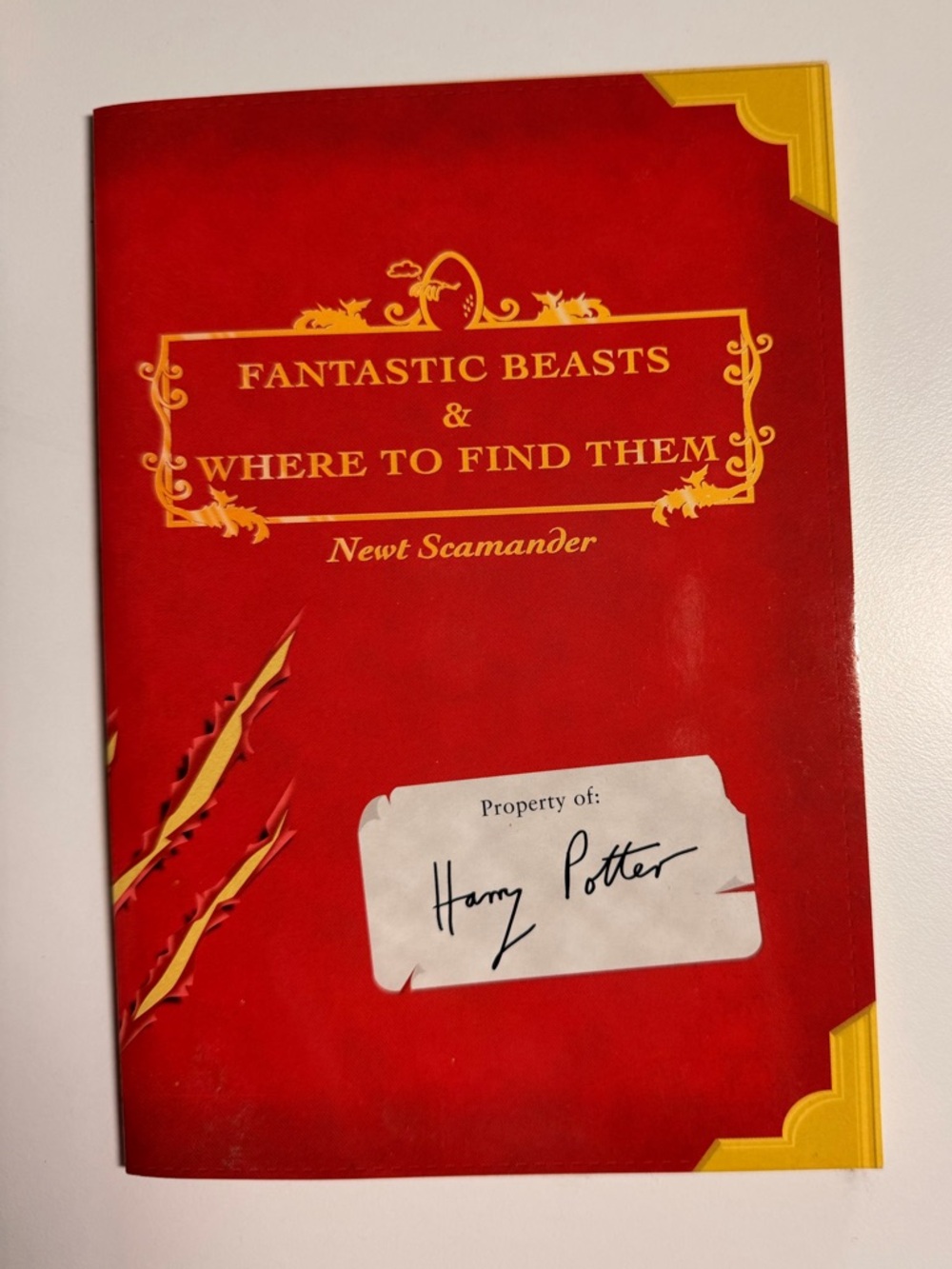 Fantastic Beasts & Where to Find Them Paperback